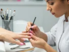 curso de manicure profissional com técnicas modernas